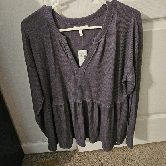 Maurices top M - Picture 1 of 2